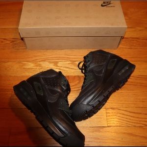 Nike Air Max 90 BOOTS